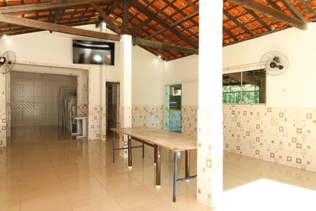 Apartamento para alugar com 51m², 2 quartos e 1 vagaÁrea comum - Salão de festas