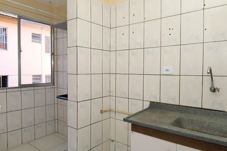 Cozinha de apartamento para alugar com 2 quartos, 51m² em Jardim Marilu, São Paulo