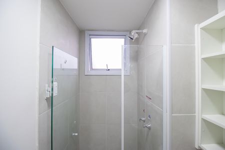 Apartamento à venda com 68m², 2 quartos e 1 vaga Apartamento à venda com 68m², 2 quartos e 1 vagaBanheiro