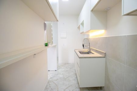 Apartamento à venda com 68m², 2 quartos e 1 vaga Apartamento à venda com 68m², 2 quartos e 1 vagaCozinha e Área de Serviço