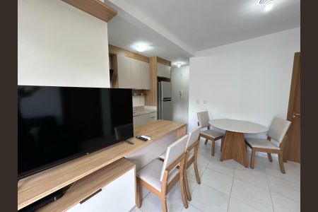 Apartamento para alugar com 56m², 2 quartos e 1 vaga Apartamento para alugar com 56m², 2 quartos e 1 vagaSala