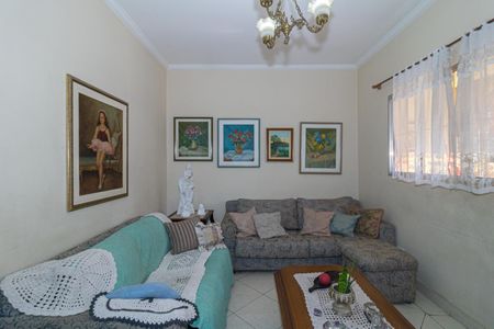 Casa à venda com 135m², 3 quartos e 1 vaga Casa à venda com 135m², 3 quartos e 1 vagaSala