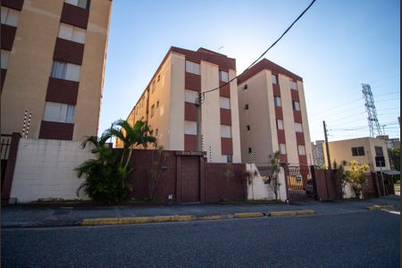 Apartamento para alugar com 51m², 2 quartos e 1 vaga Apartamento para alugar com 51m², 2 quartos e 1 vagaFachada