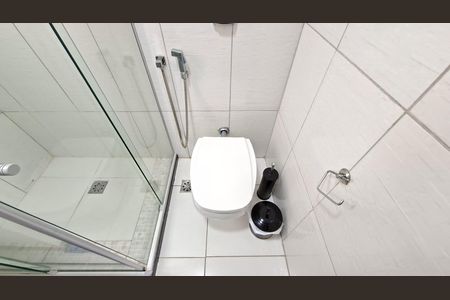 Banheiro Social  de apartamento para alugar com 4 quartos, 100m² em Pituba, Salvador
