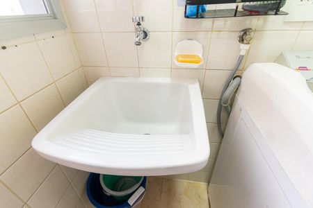 Apartamento à venda com 54m², 3 quartos e 2 vagas Apartamento à venda com 54m², 3 quartos e 2 vagasÁrea de Serviço