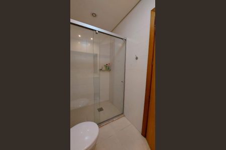 Banheiro 1 de casa de condomínio para alugar com 2 quartos, 98m² em Lomba do Pinheiro, Porto Alegre