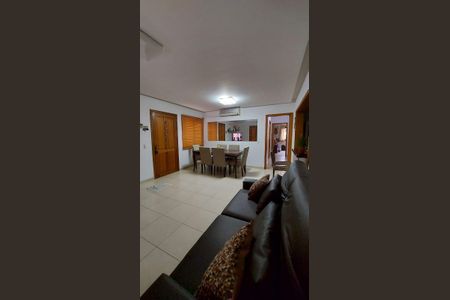 Casa de Condomínio para alugar com 2 quartos, 98m² em Lomba do Pinheiro, Porto Alegre
