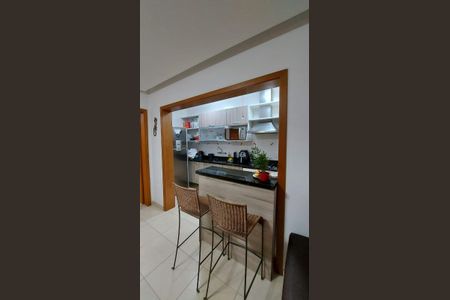 Cozinha de casa de condomínio para alugar com 2 quartos, 98m² em Lomba do Pinheiro, Porto Alegre