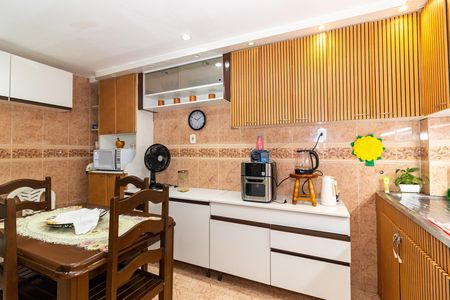 Apartamento à venda com 71m², 2 quartos e 1 vaga Apartamento à venda com 71m², 2 quartos e 1 vagaCozinha