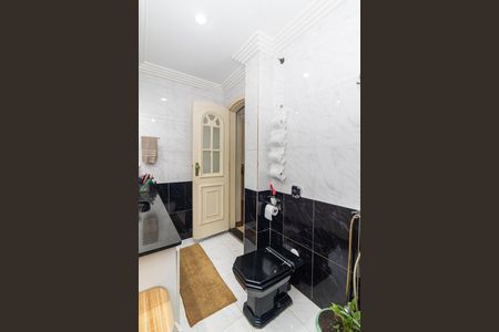 Apartamento à venda com 71m², 2 quartos e 1 vaga Apartamento à venda com 71m², 2 quartos e 1 vagaBanheiro