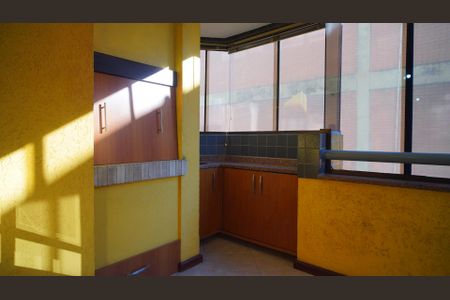 Varanda da Sala de apartamento para alugar com 4 quartos, 109m² em Cristo Redentor, Porto Alegre