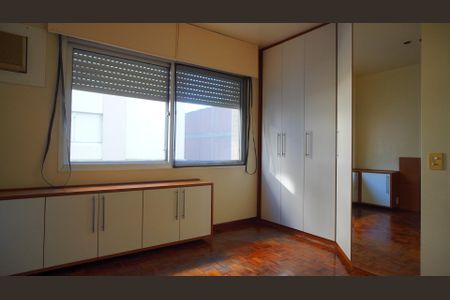 Apartamento para alugar com 109m², 4 quartos e 1 vagaQuarto 1