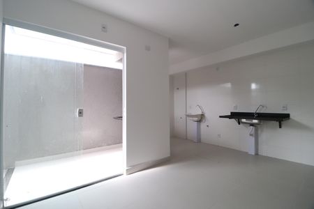 Cozinha de apartamento para alugar com 2 quartos, 73m² em Novo Mundo, Uberlândia