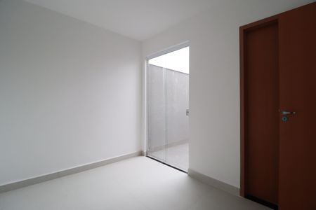 Quarto 2 - Suíte de apartamento para alugar com 2 quartos, 73m² em Novo Mundo, Uberlândia