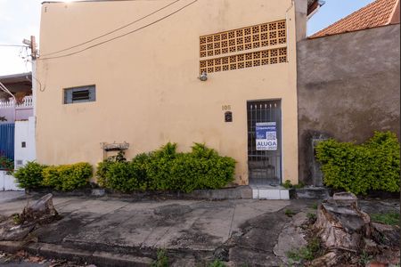 Fachada de casa para alugar com 1 quarto, 20m² em Jardim dos Oliveiras, Campinas