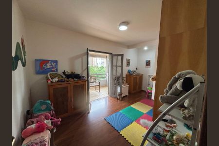 Casa para alugar com 567m², 4 quartos e 5 vagas Casa para alugar com 567m², 4 quartos e 5 vagasQuarto