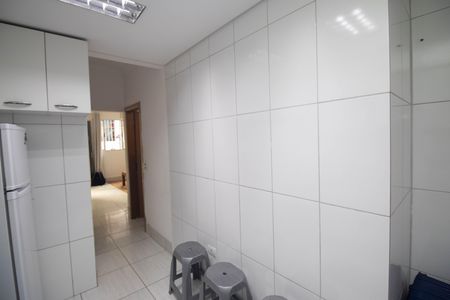 Casa à venda com 125m², 4 quartos e sem vaga Casa à venda com 125m², 4 quartos e sem vagaCozinha casa 1