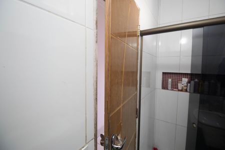 Casa à venda com 125m², 4 quartos e sem vaga Casa à venda com 125m², 4 quartos e sem vagaBanheiro casa 1