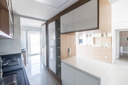 Apartamento à venda com 80m², 2 quartos e 2 vagas Apartamento à venda com 80m², 2 quartos e 2 vagasCozinha