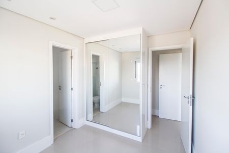 Apartamento à venda com 80m², 2 quartos e 2 vagas Apartamento à venda com 80m², 2 quartos e 2 vagasSuíte 2