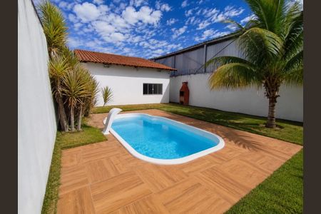 Casa para alugar com 150m², 3 quartos e 2 vagas Casa para alugar com 150m², 3 quartos e 2 vagasÁrea comum