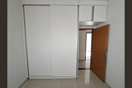 Casa para alugar com 150m², 3 quartos e 2 vagas Casa para alugar com 150m², 3 quartos e 2 vagasQuarto