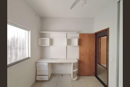 Casa para alugar com 150m², 3 quartos e 2 vagas Casa para alugar com 150m², 3 quartos e 2 vagasQuarto 3
