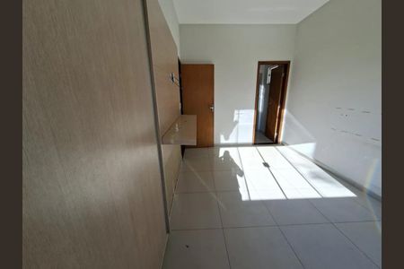 Casa para alugar com 150m², 3 quartos e 2 vagas Casa para alugar com 150m², 3 quartos e 2 vagasQuarto 2