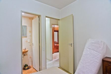 Apartamento à venda com 70m², 3 quartos e 1 vaga Apartamento à venda com 70m², 3 quartos e 1 vagaSuíte