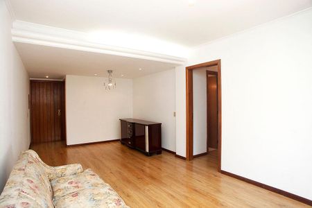 Sala de apartamento para alugar com 3 quartos, 112m² em Petrópolis, Porto Alegre