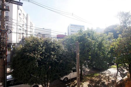 Sala Vista de apartamento para alugar com 3 quartos, 112m² em Petrópolis, Porto Alegre