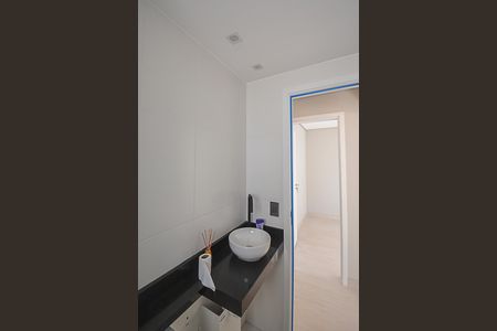 Casa de condomínio para alugar com 48m², 2 quartos e 1 vaga Casa de condomínio para alugar com 48m², 2 quartos e 1 vagaBanheiro