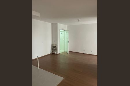 Apartamento para alugar com 68m², 2 quartos e 1 vaga