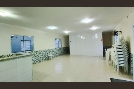 Apartamento para alugar com 42m², 2 quartos e 1 vaga Apartamento para alugar com 42m², 2 quartos e 1 vagaSalão de Festas