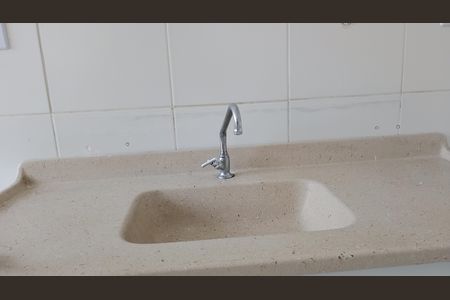 Cozinha de apartamento para alugar com 2 quartos, 42m² em Vila Urupes, Suzano