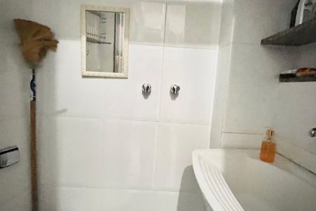 Apartamento para alugar com 68m², 2 quartos e sem vaga