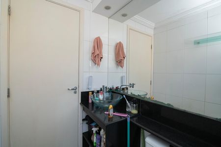 Apartamento para alugar com 45m², 2 quartos e 1 vaga Apartamento para alugar com 45m², 2 quartos e 1 vagaBanheiro