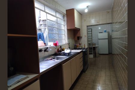 Casa à venda com 3 quartos, 130m² em Barra Funda, São Paulo