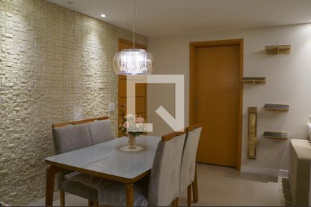 Apartamento para alugar com 70m², 2 quartos e 1 vaga Apartamento para alugar com 70m², 2 quartos e 1 vagaSala de Jantar