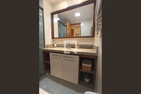 Apartamento para alugar com 70m², 2 quartos e 1 vaga Apartamento para alugar com 70m², 2 quartos e 1 vagaBanheiro