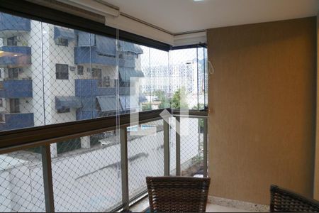 Apartamento para alugar com 70m², 2 quartos e 1 vaga Apartamento para alugar com 70m², 2 quartos e 1 vagaVaranda