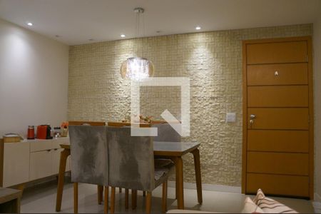 Apartamento para alugar com 70m², 2 quartos e 1 vaga Apartamento para alugar com 70m², 2 quartos e 1 vagaSala de Jantar