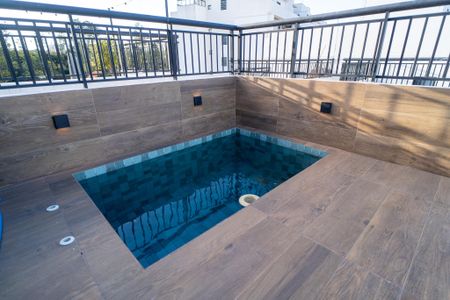 Apartamento para alugar com 174m², 3 quartos e 3 vagas Apartamento para alugar com 174m², 3 quartos e 3 vagasPiscina