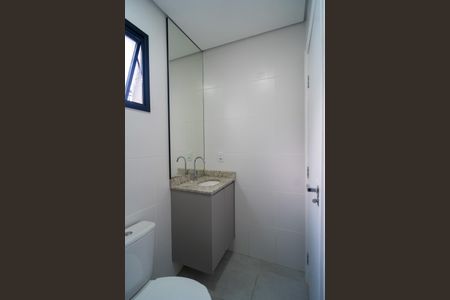 Apartamento para alugar com 174m², 3 quartos e 3 vagas Apartamento para alugar com 174m², 3 quartos e 3 vagasBanheiro externo