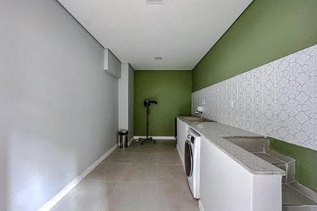 Apartamento à venda com 45m², 2 quartos e sem vagaÁrea comum