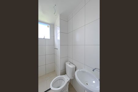 Apartamento à venda com 45m², 2 quartos e sem vaga Apartamento à venda com 45m², 2 quartos e sem vagaBanheiro