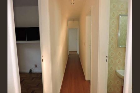 Foto 02 de casa para alugar com 3 quartos, 187m² em Jardim da Gloria, Cotia