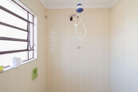 Banheiro de serviço de casa à venda com 4 quartos, 253m² em Chácara Califórnia, São Paulo