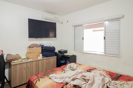 Suíte 1 de casa à venda com 4 quartos, 253m² em Chácara Califórnia, São Paulo
