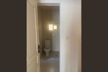 Banheiro de casa para alugar com 4 quartos, 220m² em Jardim Paulista, São Paulo